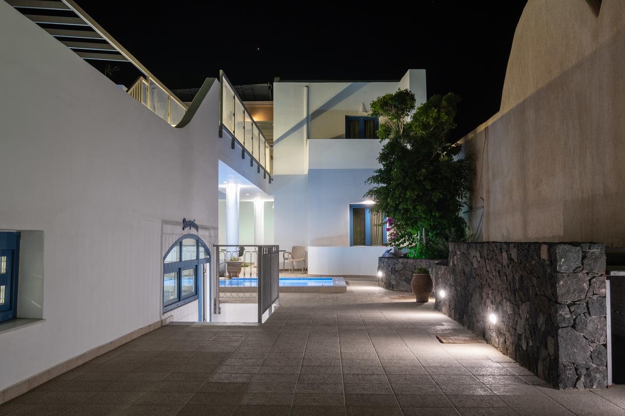 Tristhenia Perissa (Santorini) Exterior foto